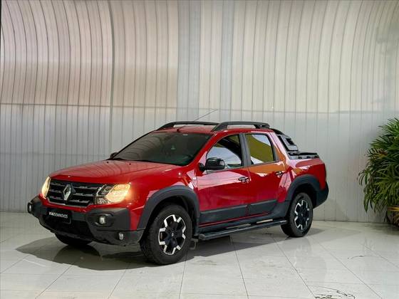 RENAULT OROCH 1.3 TCE FLEX OUTSIDER X-TRONIC RENAULT OROCH 1.3 TCE FLEX OUTSIDER X-TRONIC